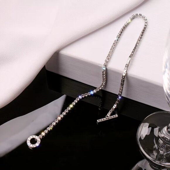 Elegant Rhinestone Choker - Picture 7 of 9